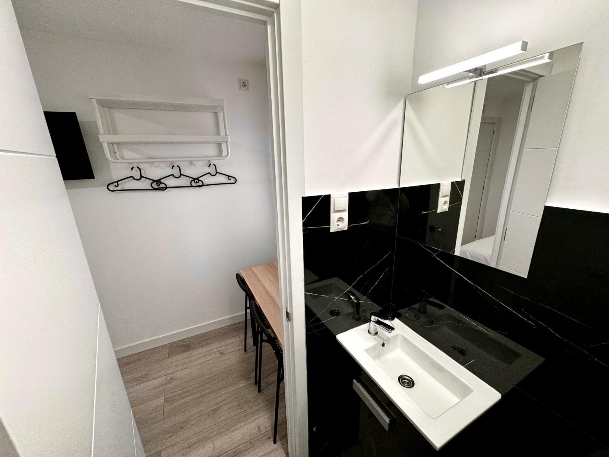 Rooms Rayo Madrid Esterno foto